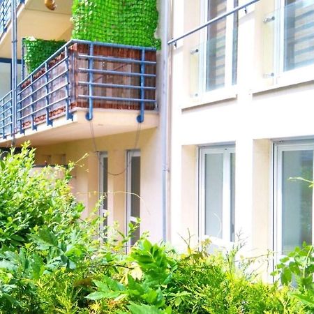 Sonnige Wohnung Im Zentrum Mit Terrasse U Tiefgarage - Netflix & Prime Leipzig Exteriör bild