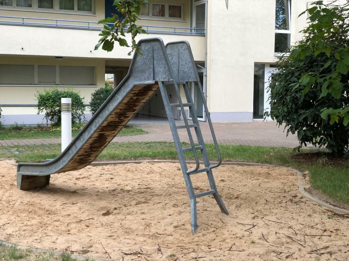 Sonnige Wohnung Im Zentrum Mit Terrasse U Tiefgarage - Netflix & Prime Leipzig Exteriör bild